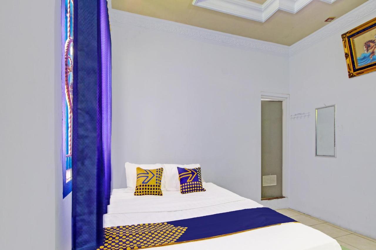 Spot On 91694 Hotel Rama Chandra Temanggung Eksteriør bilde